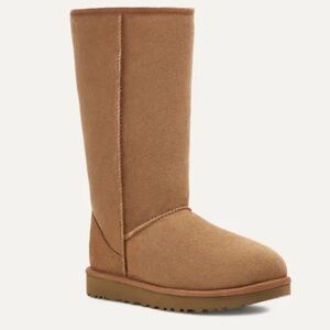 ✨NEW in box! UGG Classic Tall ll Chestnut✨